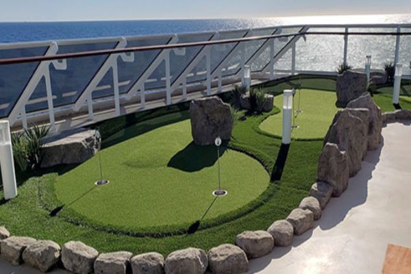Seven Seas Splendor Gallery Image